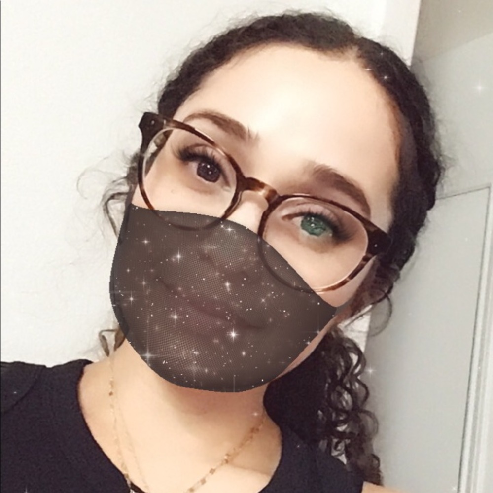 Meet your Posher, Vanessa